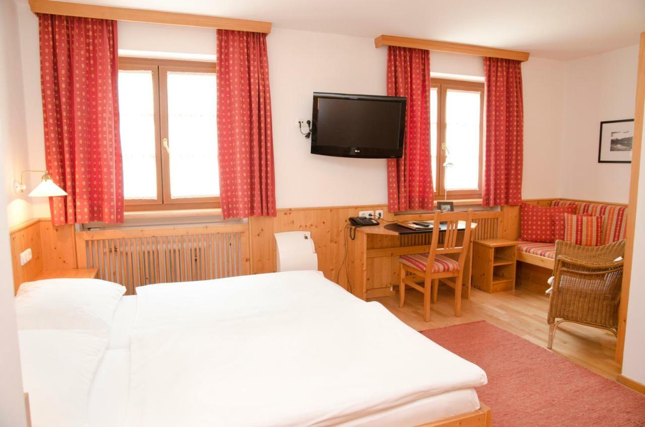 Hotel Gasthof Koenig Kremsmünster Exterior foto